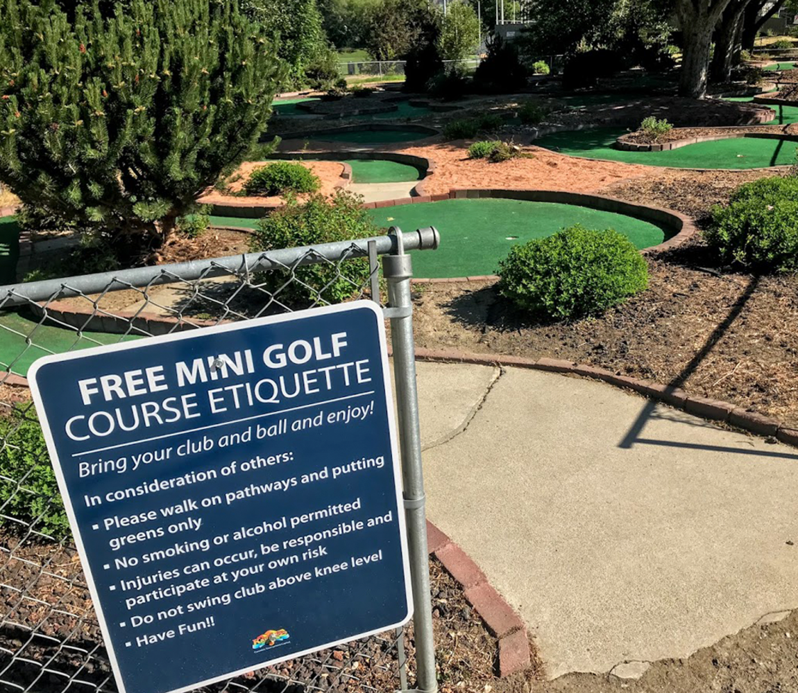 Free Mini Golf Course at McArthur Island