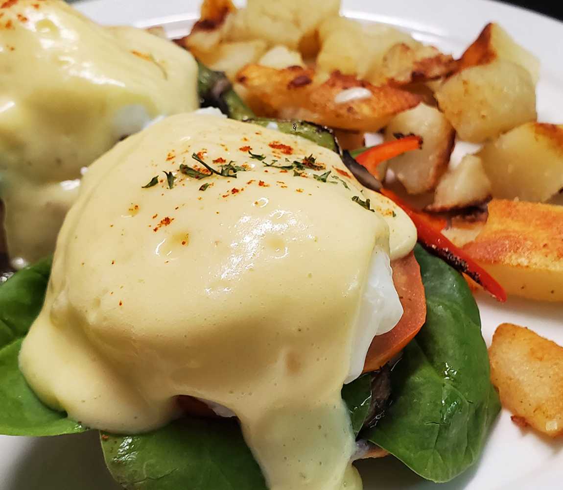 Veggie Benedict at Scott's Inn Family Restaurant