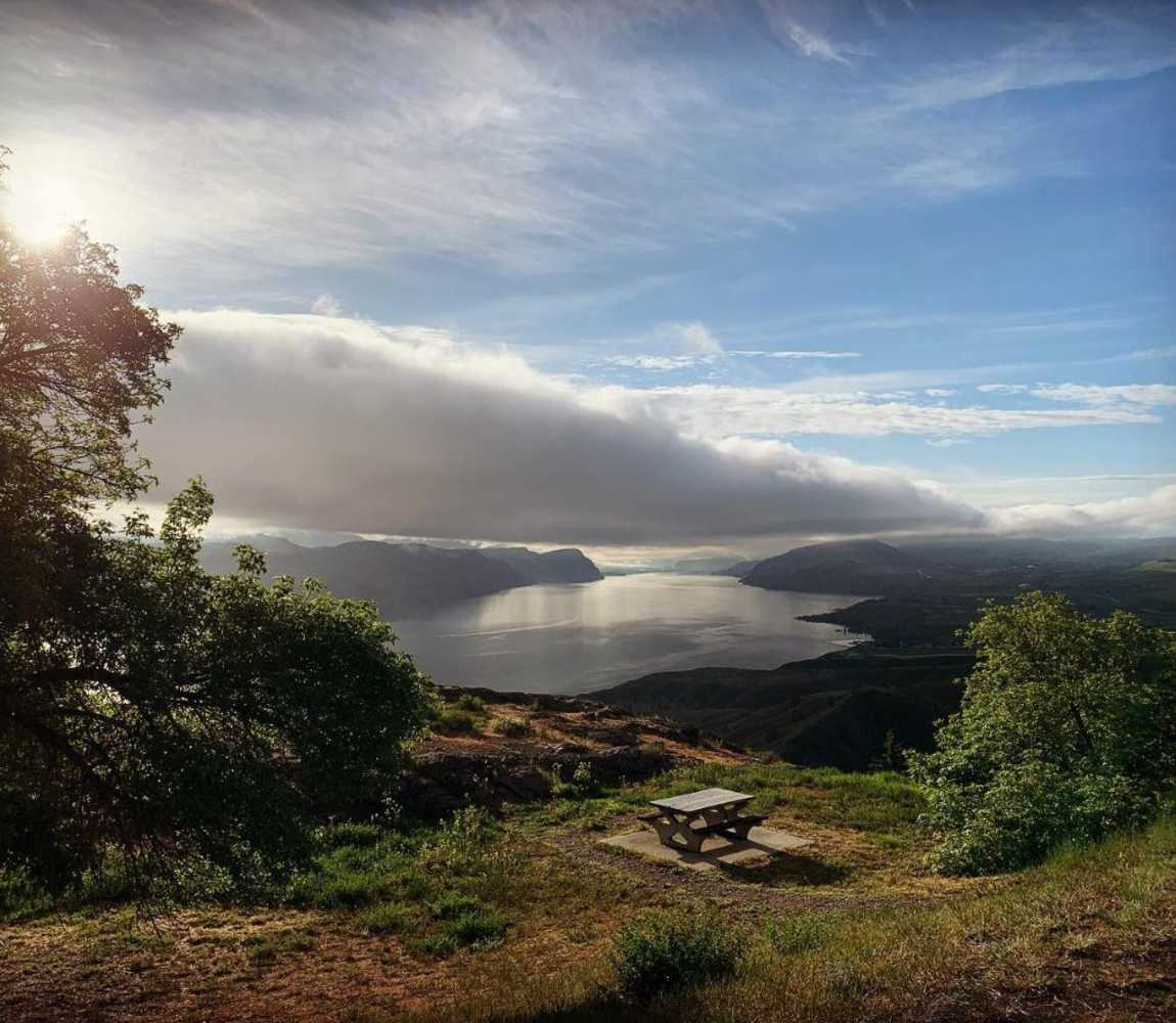 Kamloops Lake Rest Stop Viewpoint