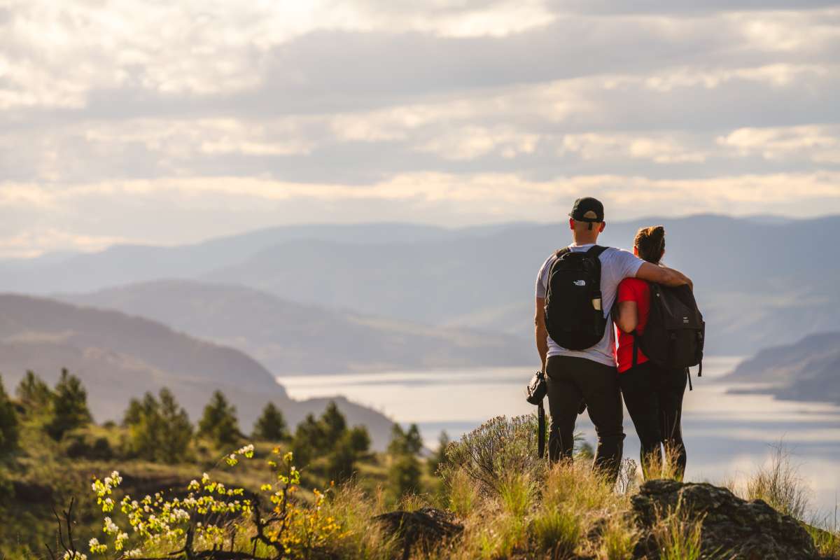 Two hikers in Kenna Cartwright Park in Kamloops, BC.