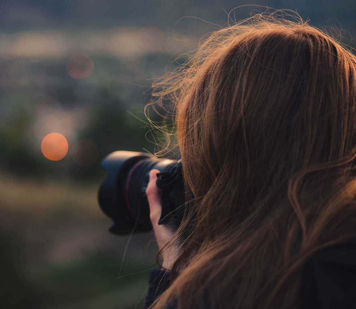 Tamra Jaeger Photography hiking in Peterson Creek Park