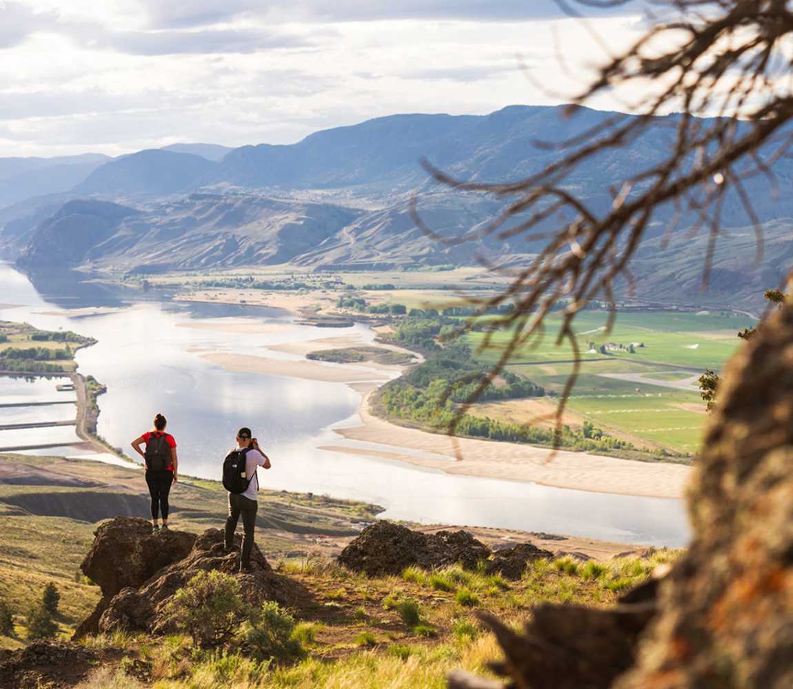 Hiking the Lava Flow Trail Lookout at Kenna Cartwright Park in Kamloops