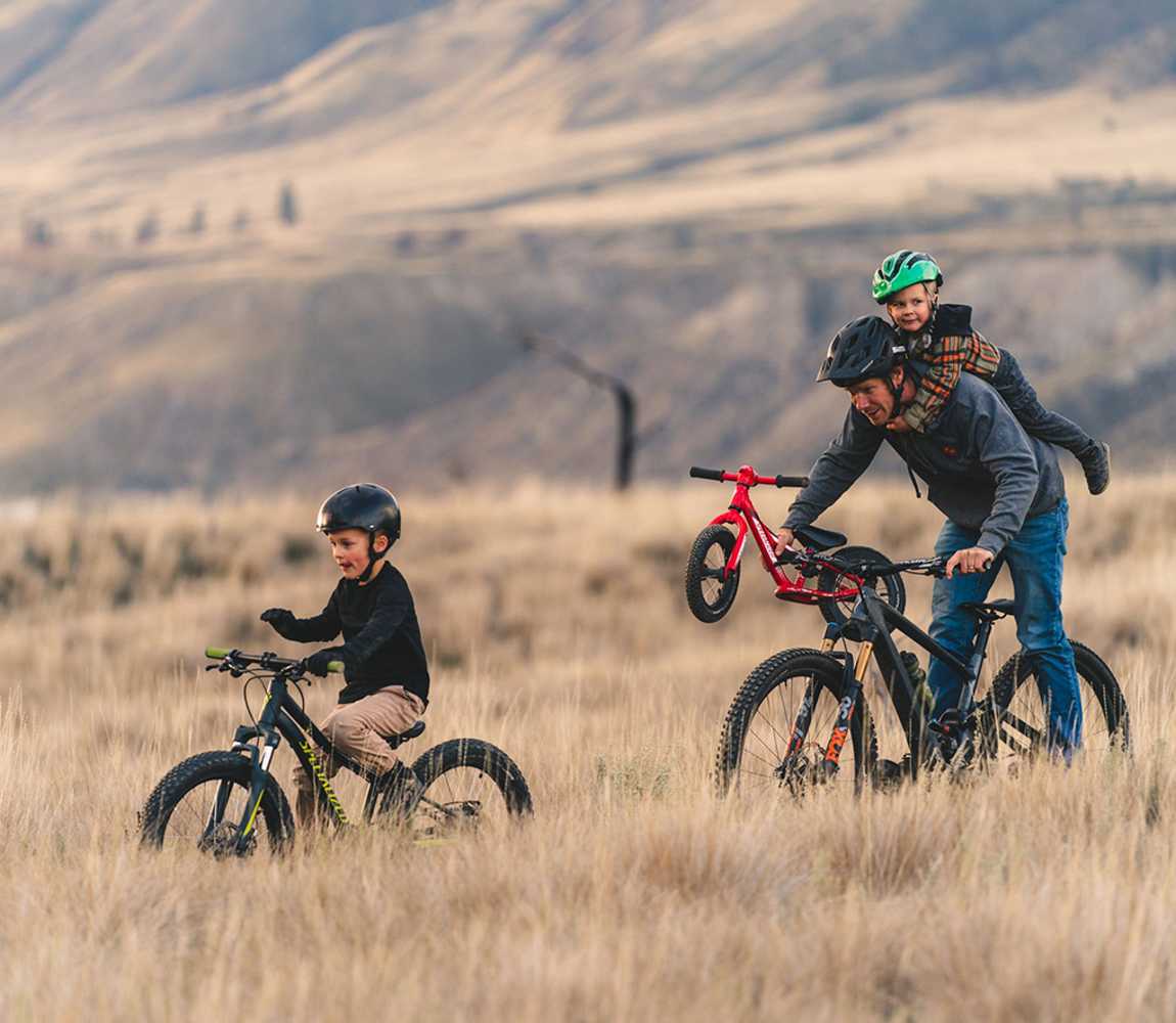 Matt Hunter mountain biking with family in Kamloops